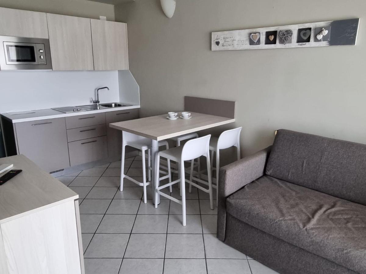 Superior One Bedroom Suite Terrace Lake View